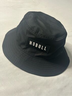 NOBULL Black Bucket Hat S/M Mesh Lined CrossFit Training Outdoor Athletic